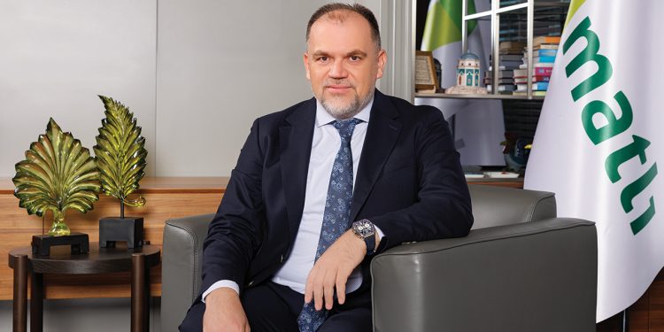 Keskinoğlu gelecek nesillere enerjisini aktarmayı sürdürüyor
