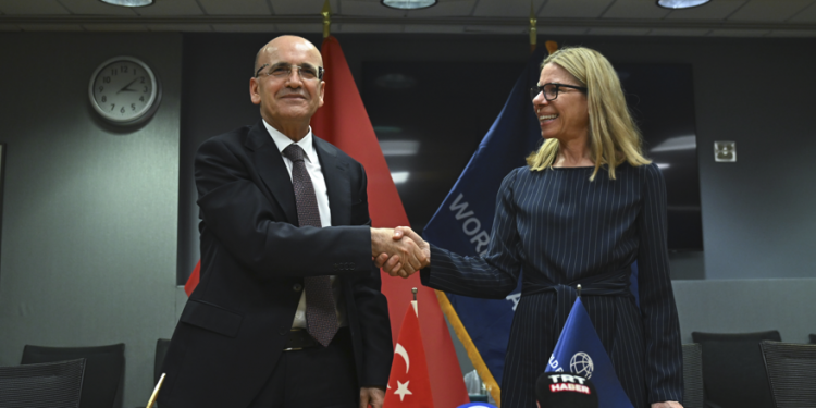 Güçlü yönlerimizi göstererek yatırımcıları da çekeceğiz