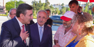Doğru politika üreten ülkeler istikrarı da sağlamış olur