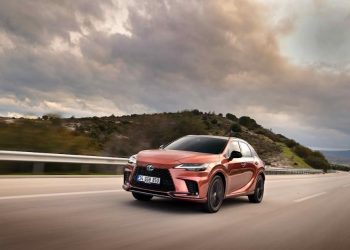 Lexus’un ayrıcalıklı SUV’u yeni fırsatlar vadediyor