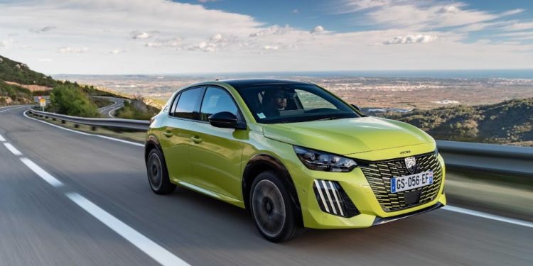 Peugeot yenilikçi teknolojiyle kredi fırsatına kapı araladı